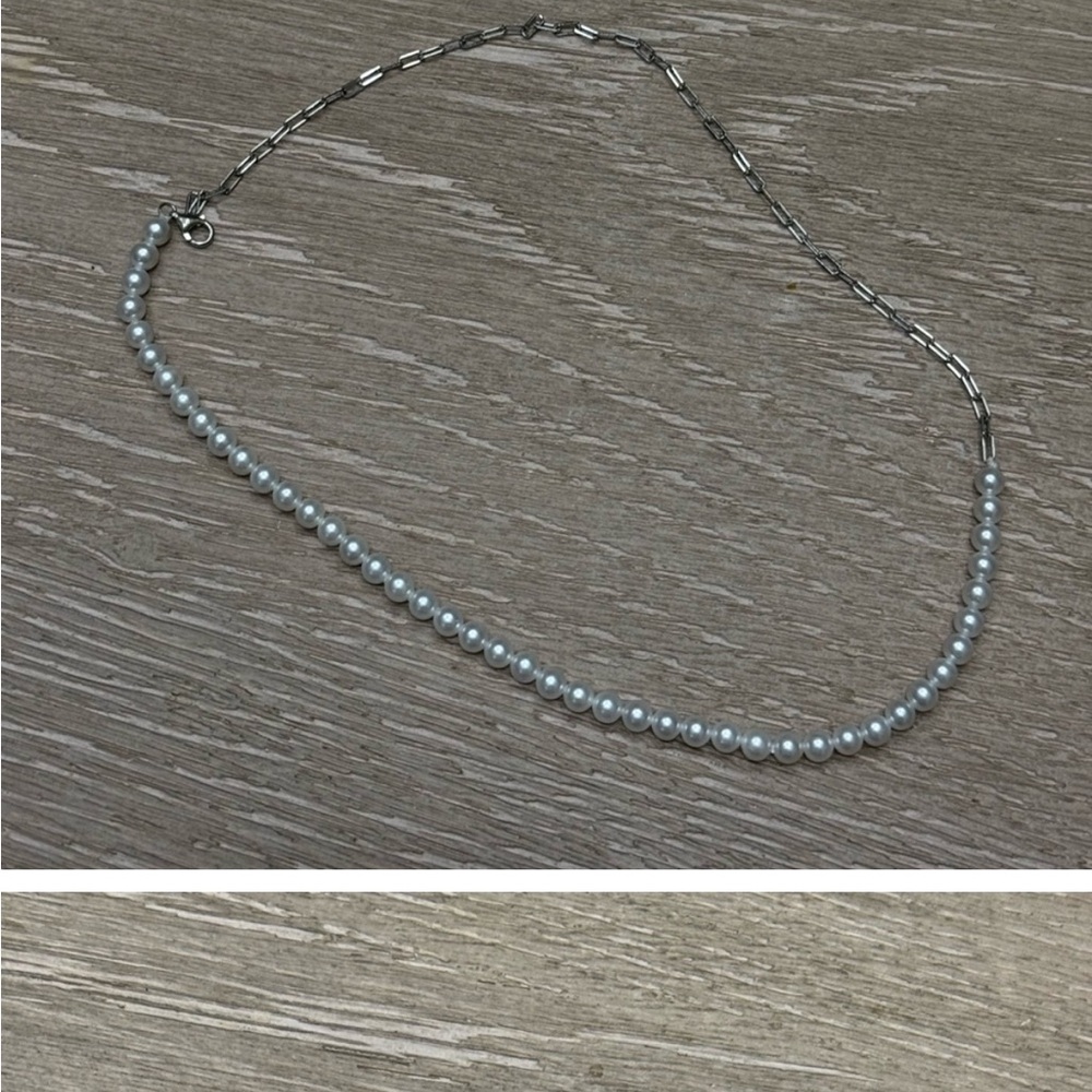 Elegant Silver Pearl Necklace